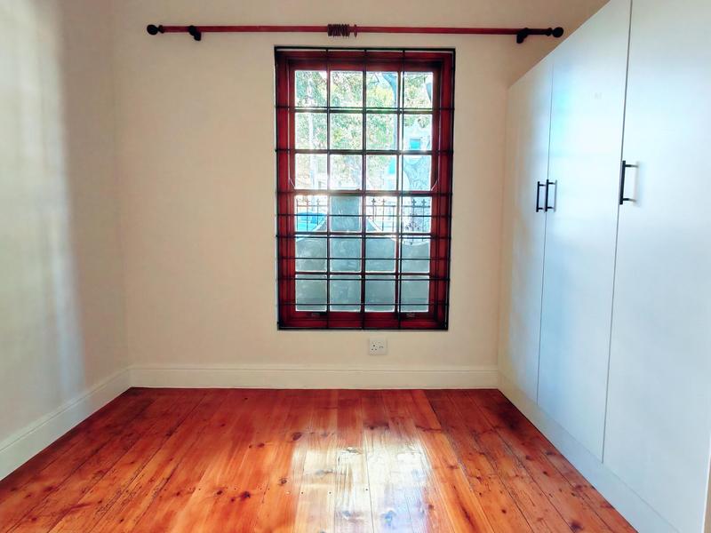 2 Bedroom Property for Sale in Woodstock Upper Western Cape